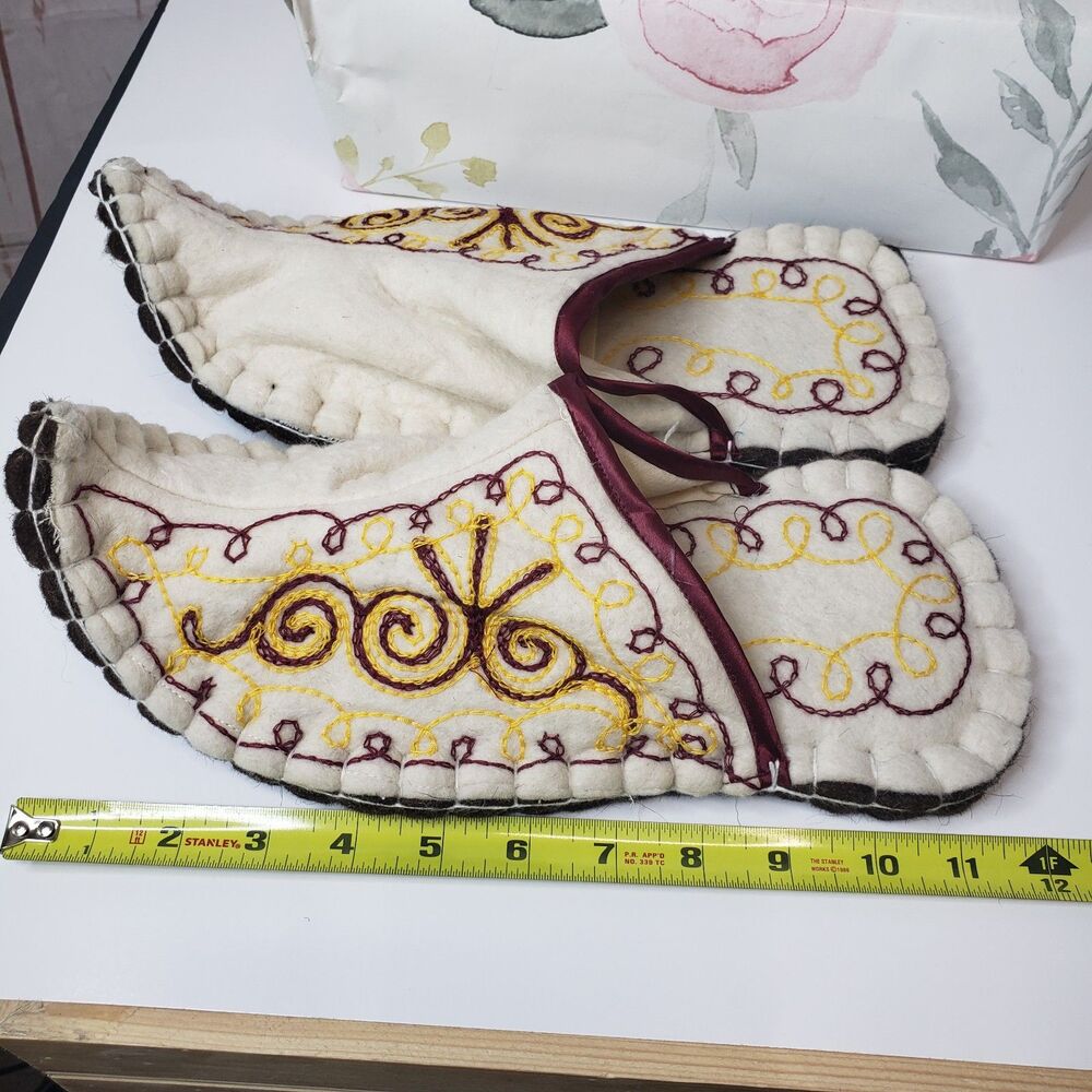 Vintage Traditional Felt Embroidered Wool Aladdin Slippers Eco Friendly - Picture 8 of 9